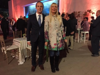Dr. Martín Piana junto a su esposa la Dra. Malen Pijoan durante la ceremonia del Bicentenario en la Casa de Tucumán Dr. Martín Piana junto a su esposa la Dra. Malen Pijoan durante la ceremonia del Bicentenario en la Casa de Tucumán